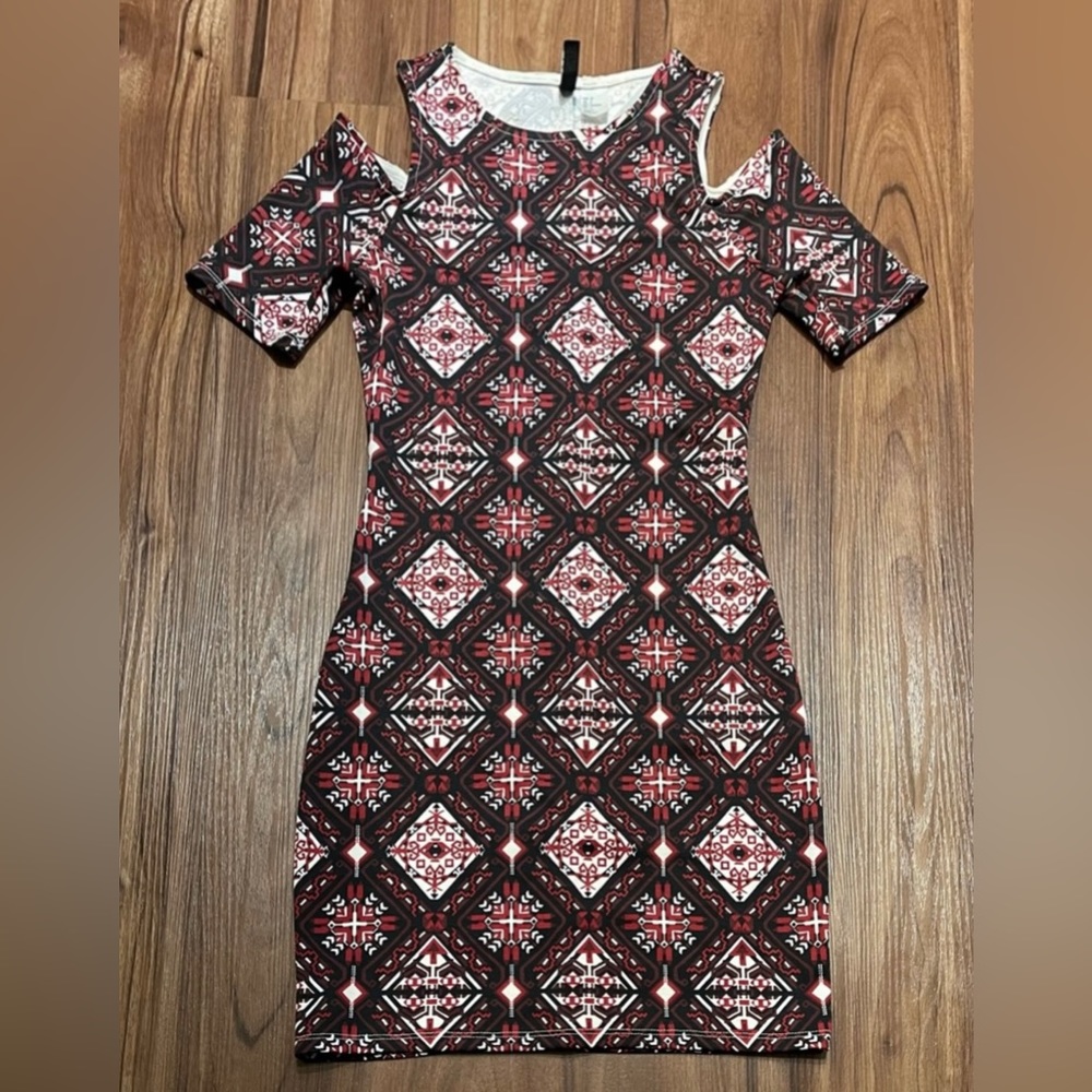 Divided Maroon Patterned Short Casual Summer Dres… - image 1